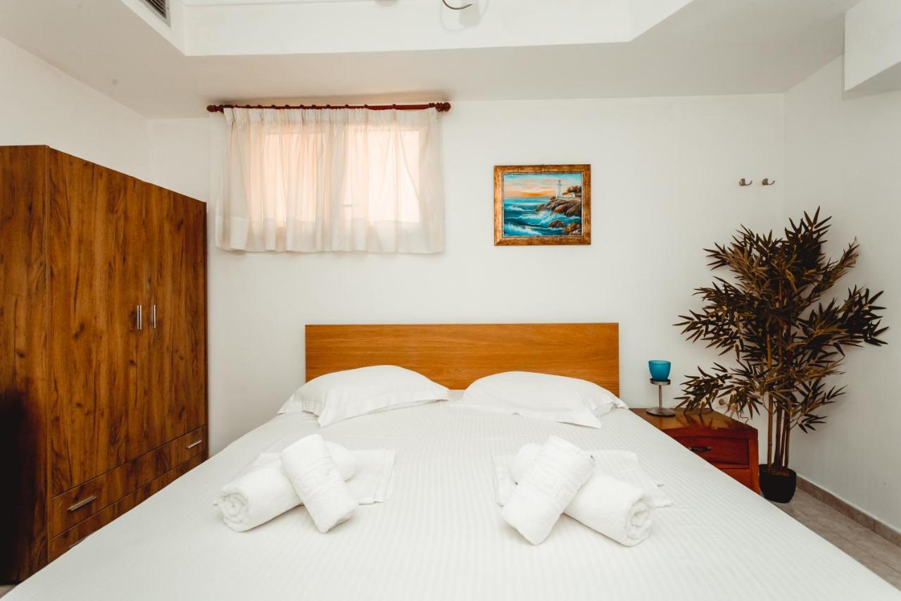 Golden Residence Family Resort Pefkochori Bagian luar foto