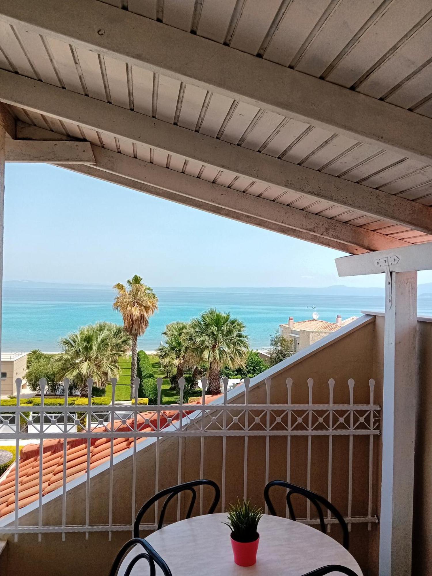 Golden Residence Family Resort Pefkochori Bagian luar foto