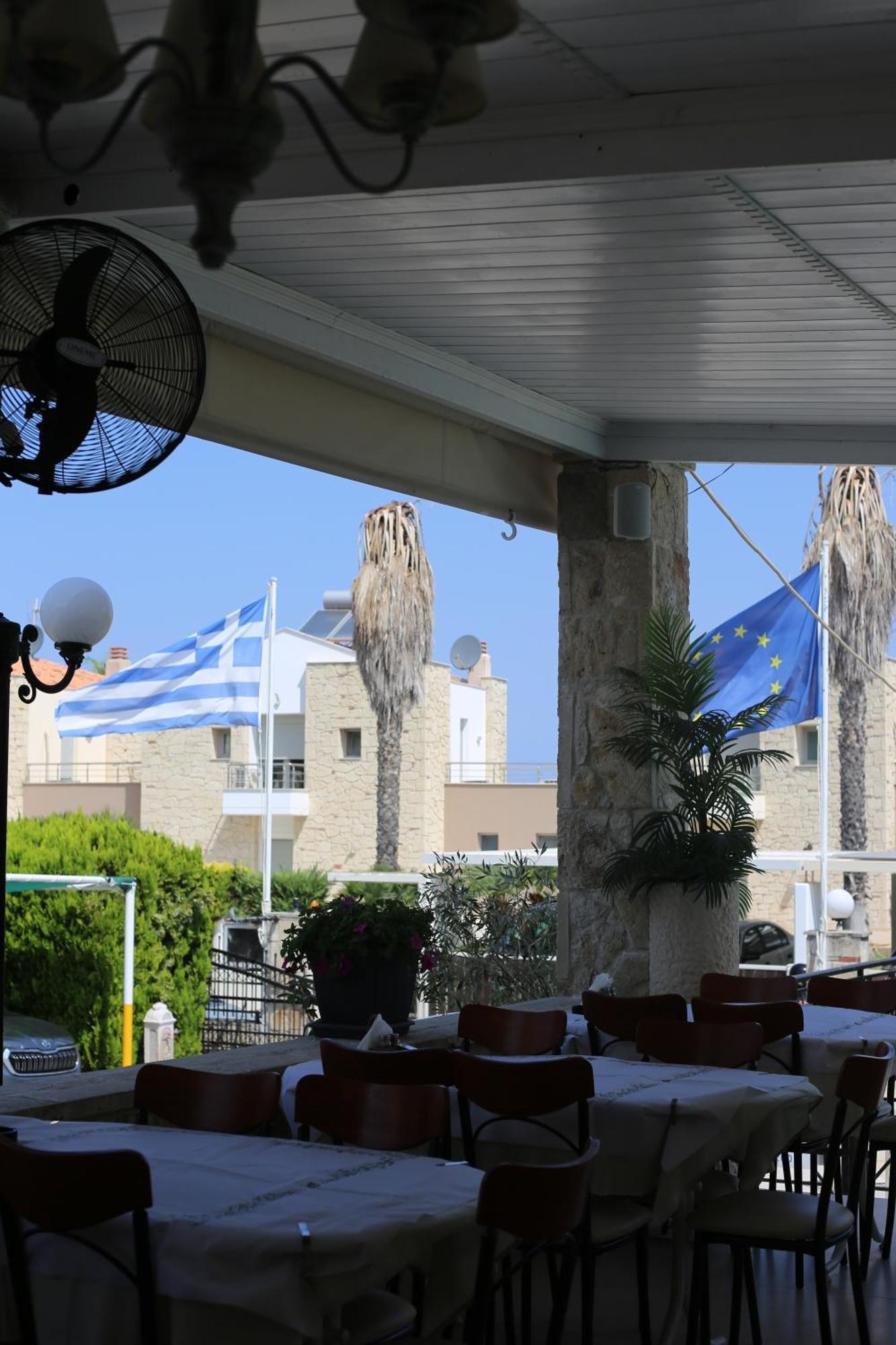 Golden Residence Family Resort Pefkochori Bagian luar foto